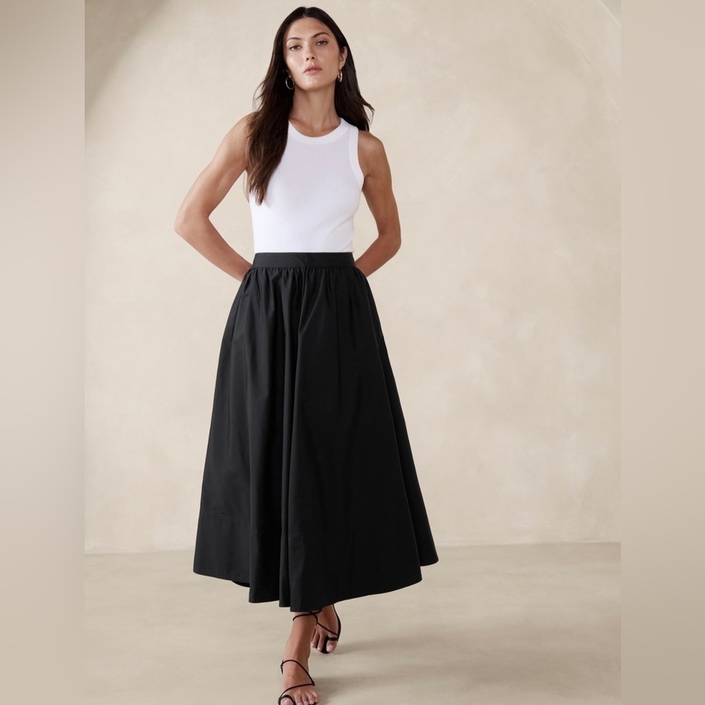 NEW! Banana Republic Black Ariella Poplin Midi Skirt - Size 00P ⏱️